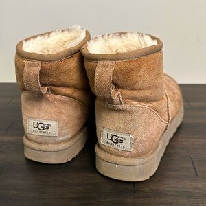 Ugg Mini